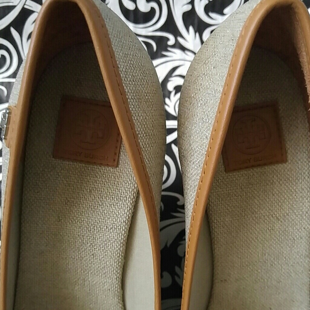TORY BURCH MAJORCA WEDGES - Picture 3 of 6